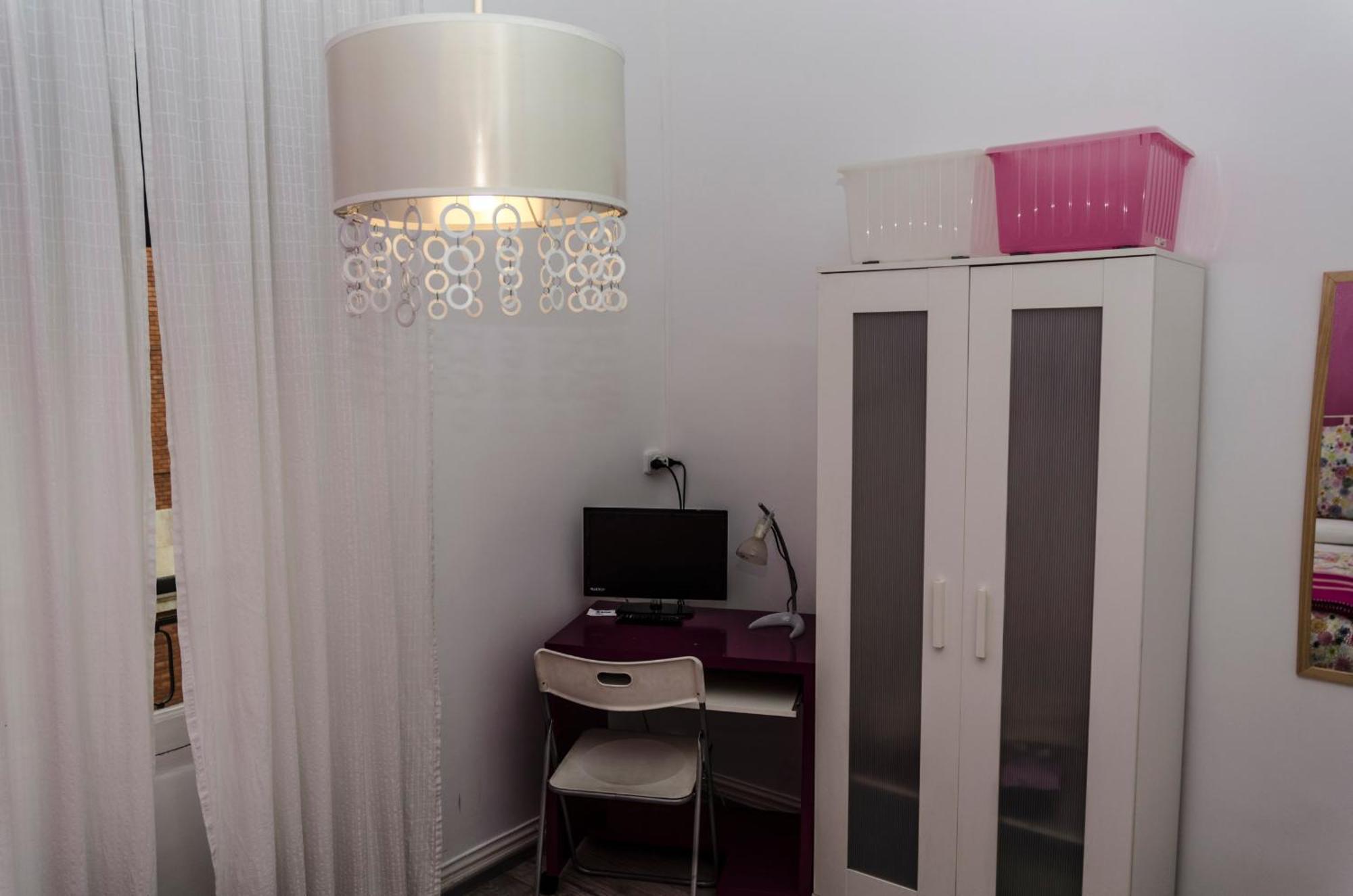 Pension Blanca B&B Леон Экстерьер фото